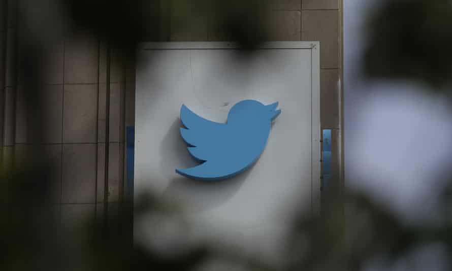 Nigerian fintech companies halt Twitter support after government ban